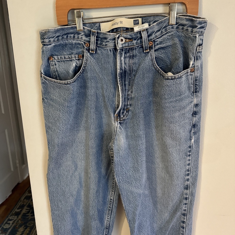 Vintage Y2K GAP Easy Fit Light Wash Blue Jeans Mid Rise 35x30 Cotton Zip